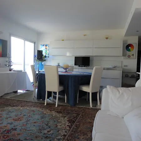 La Casa Di Gioconda